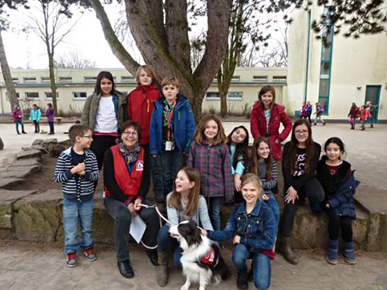 Krispy unser Schulhund: T&uuml;r offen f&uuml;r Hundefans